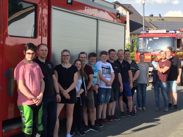 Jugendfeuerwehren Selb und Arzberg spenden an Lucas